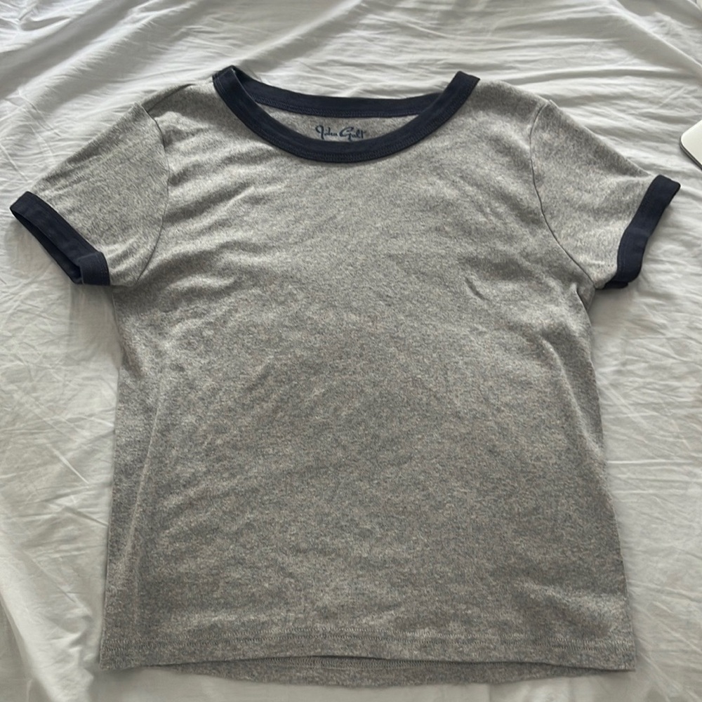 Brandy Melville Basic baseball tee